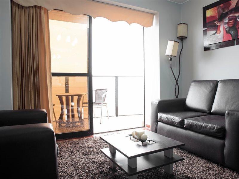 Inkari Aparthotel 3*